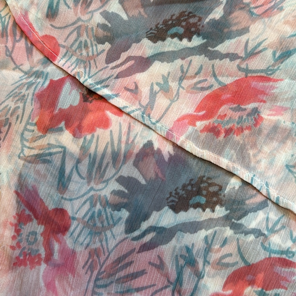Pretty Floral Tank - Picture 3 of 3